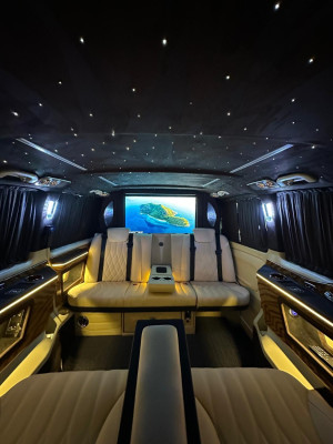 Vip Luxury Vito