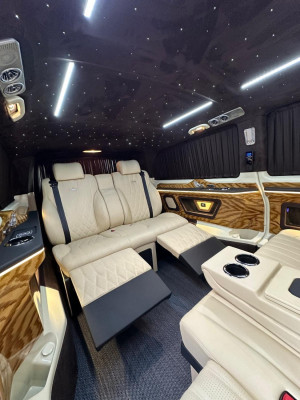 Vip Luxury Vito
